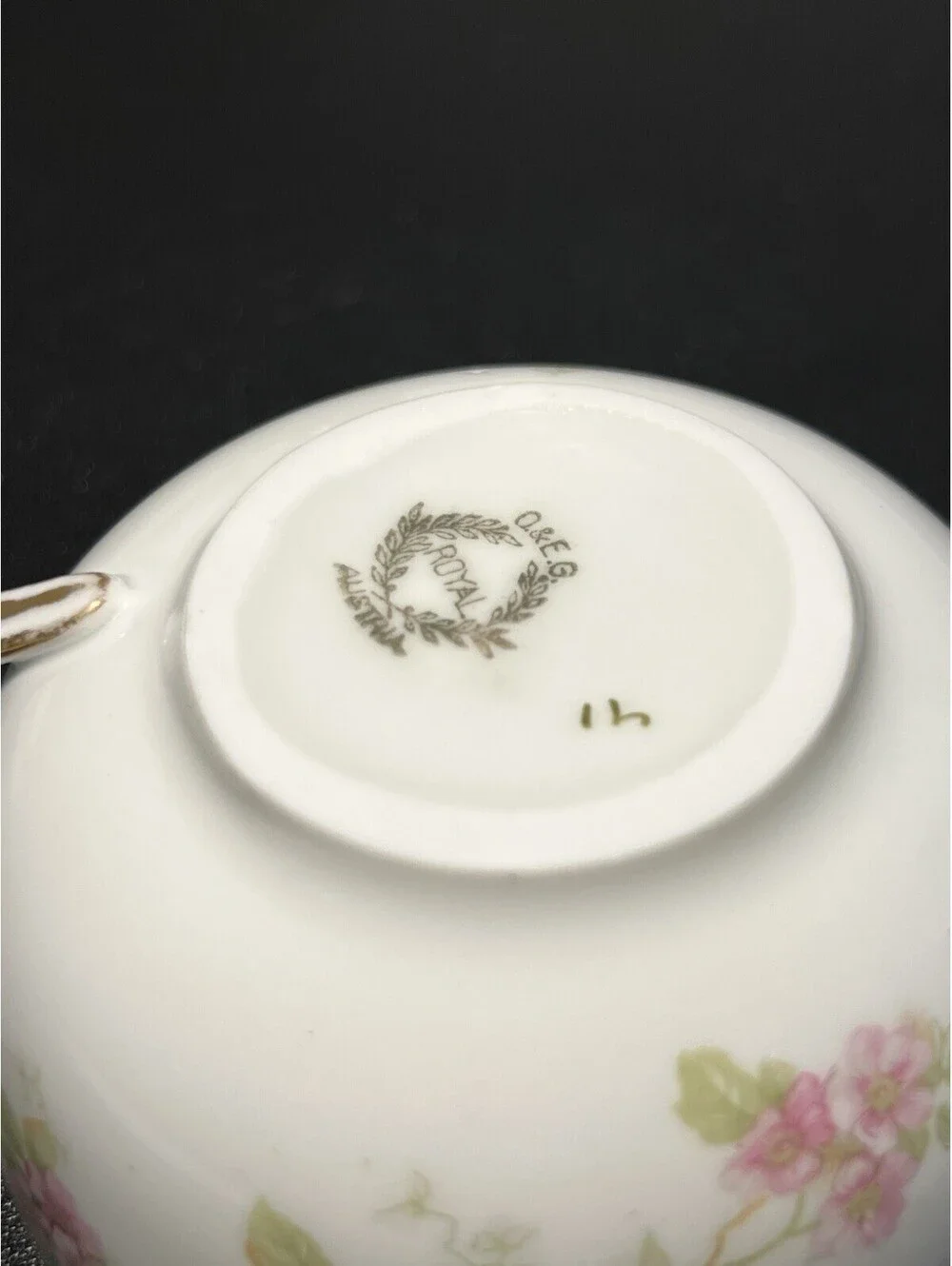 O&EG Royal Austria 1900s Roses Pink Floral Porcelain 8 Cups 7 Saucers Set